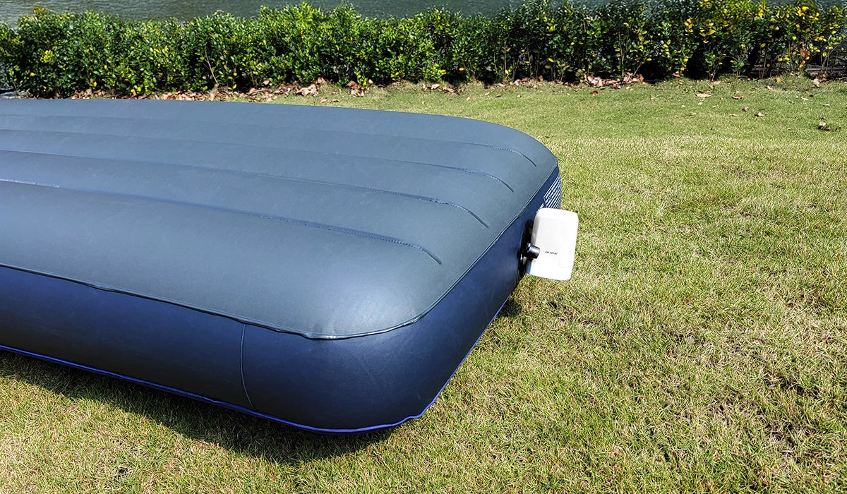 DR. SAVE Magic air pump inflating an outdoor air mattress